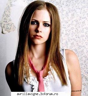 de unde atzi aflat de Avril Lavigne?? - Io am aflat de ea de la prietenul meu ,aqm 9 luni - Avril